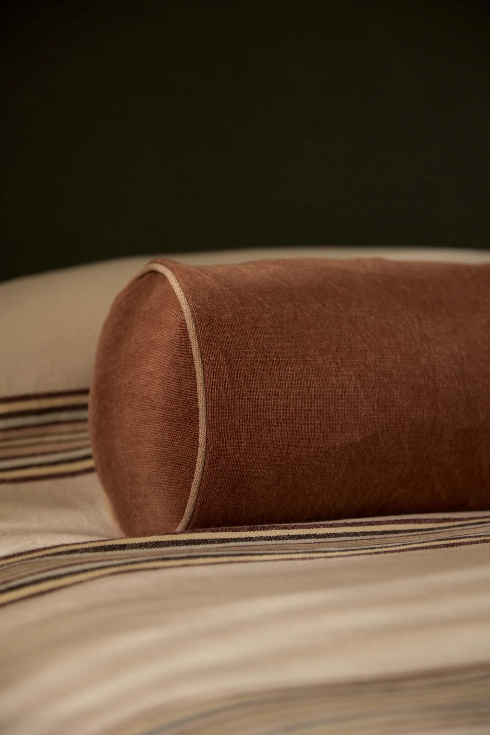 Duke Pipe Bolster Cushion Cinnamon - Image 4