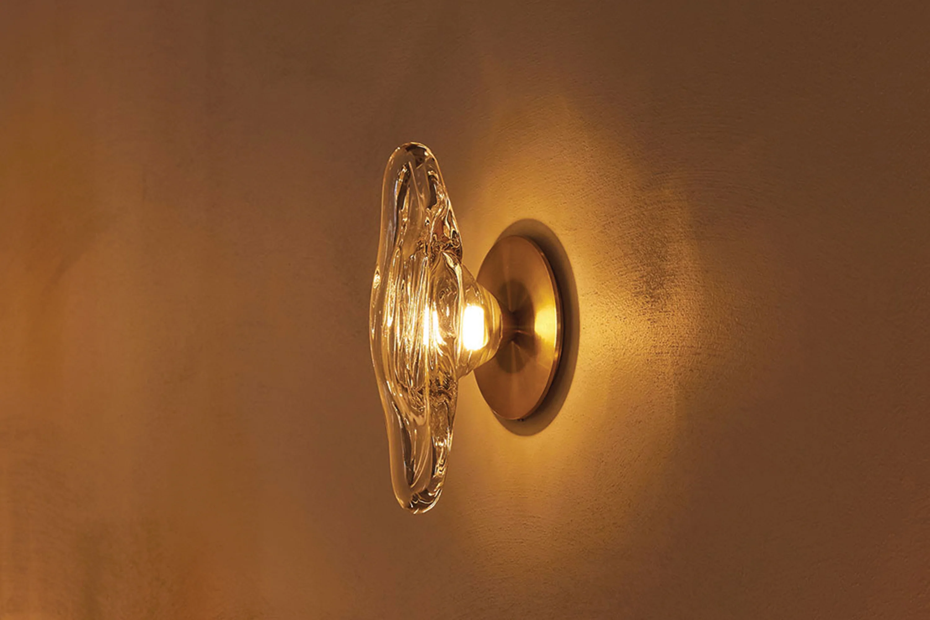 Flo Wall Light - Image 3