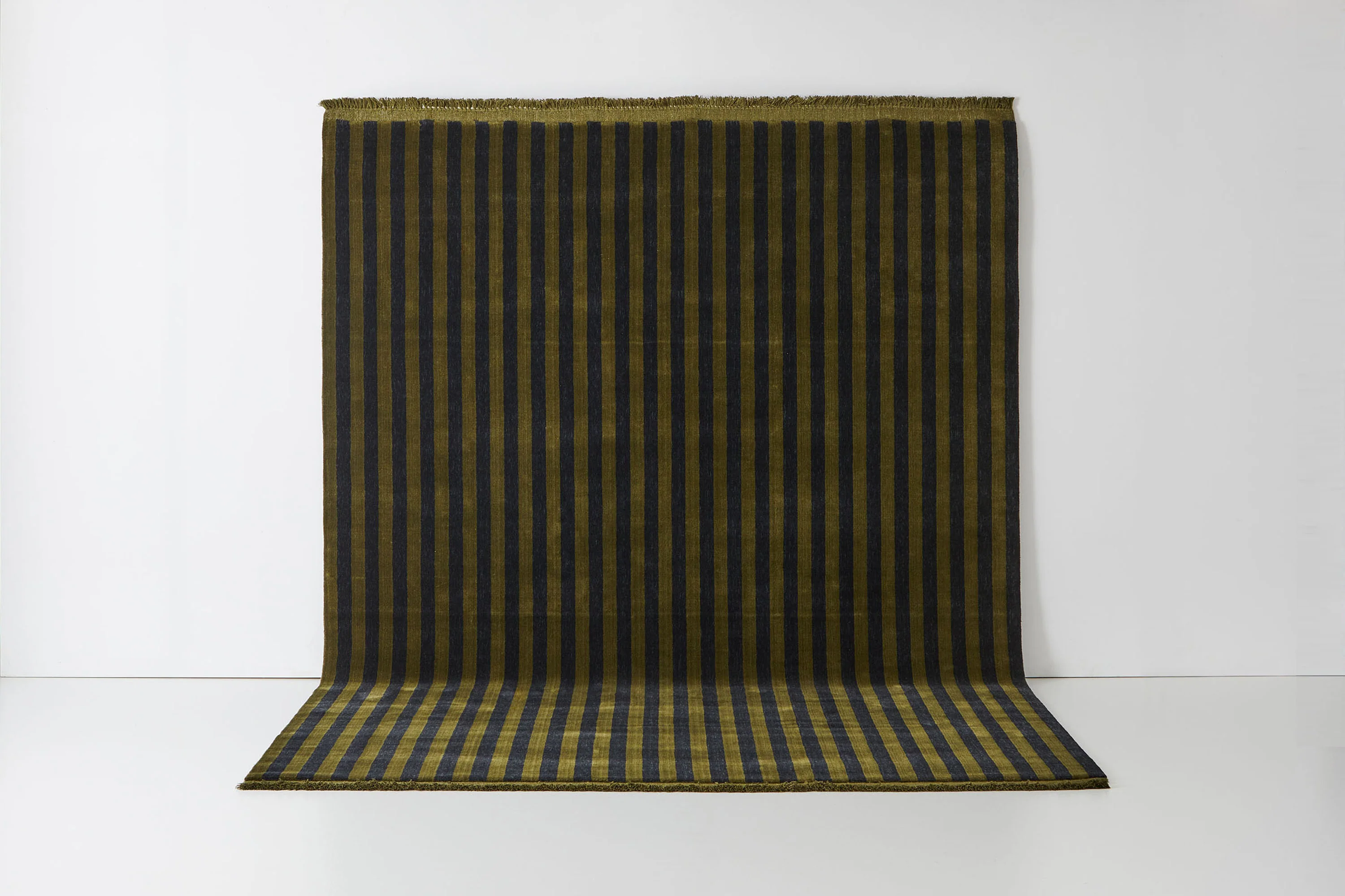 Patti Rug Clover - Image 4